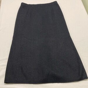 Black Maxi Ribbed A-Line Skirt for Casual Wear
